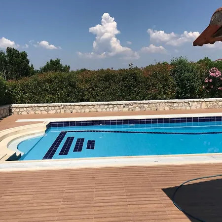 Vila Arcadia Private Pool And Tennis Court Tripoli