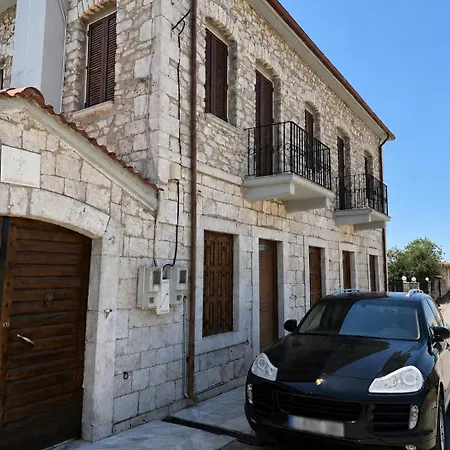 Arcadia Private Pool And Tennis Court Vila Tripoli