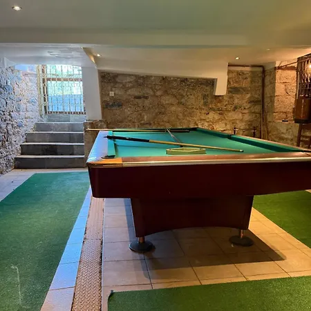 Arcadia Private Pool And Tennis Court Vila